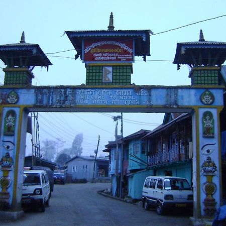 V Resorts Dudhwa Wilderness Camp Lakhimpur Bagian luar foto
